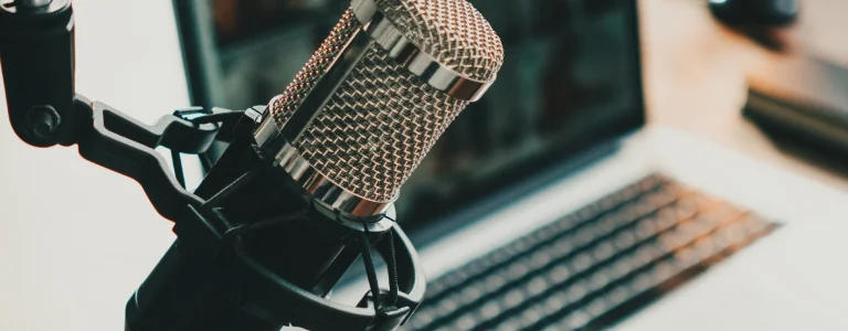 a close up of a microphone